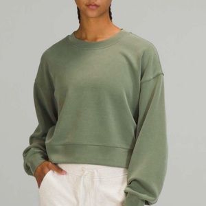 Lululemon Perfectly Oversized Cropped Crew *Softstreme Size 4